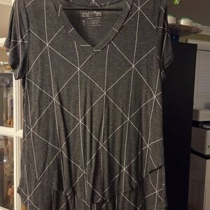 Latched Mama Dark Gray Geometric Short Sleeve Top